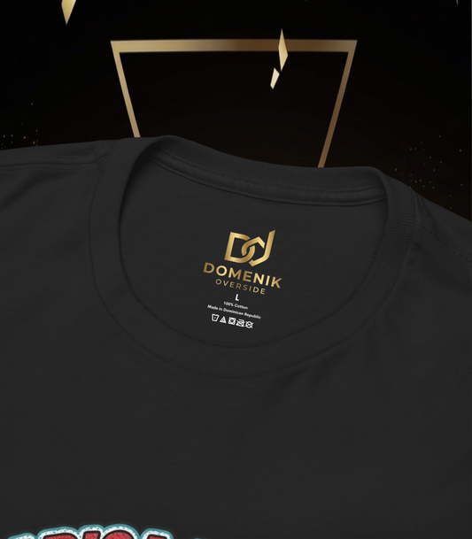 Divertida Camiseta Marisa Benito "Top Model Internacional" Graphic Tee — estilo Retro