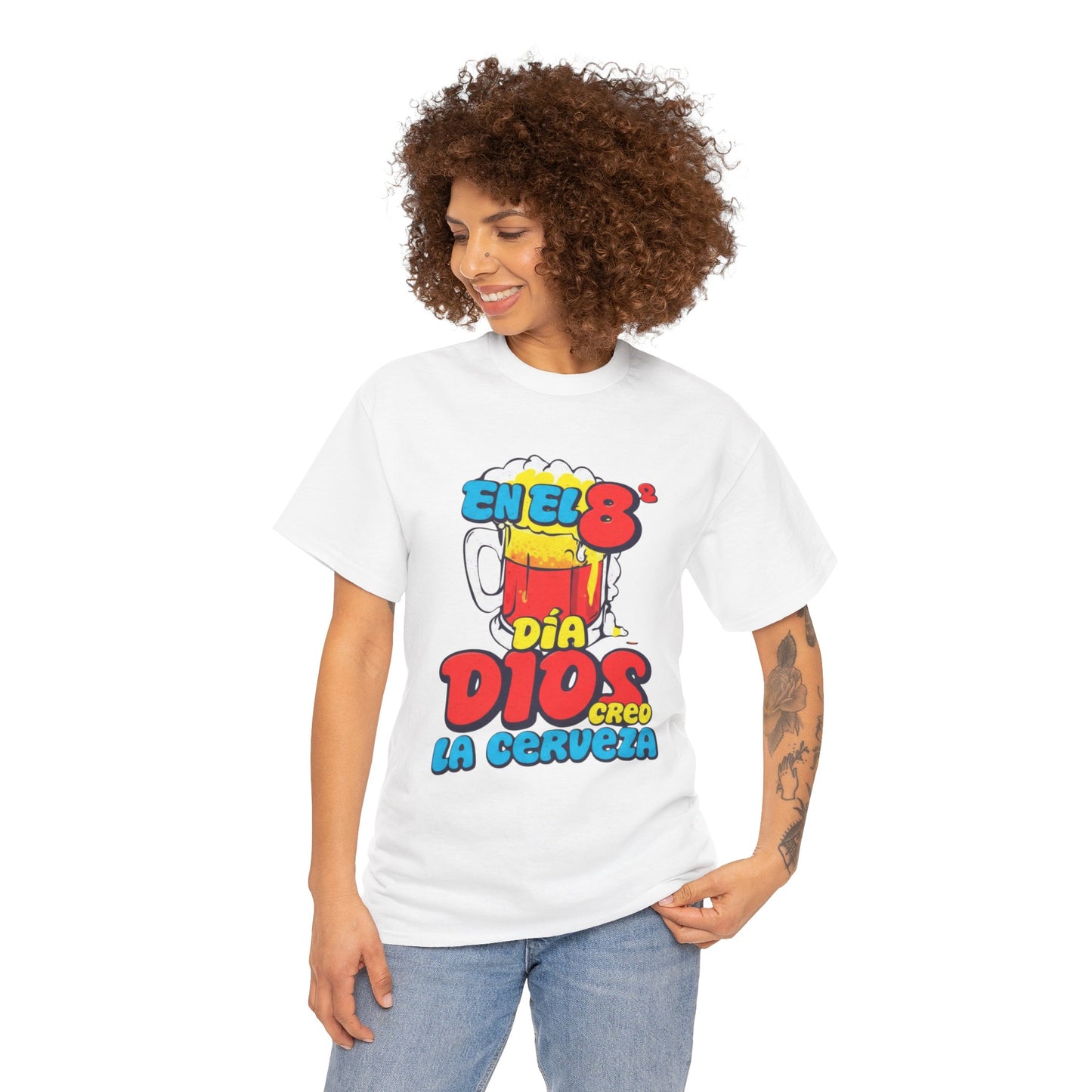Camiseta Divertida "En el 8º Día Dios Creo la Cerveza" Unisex Heavy