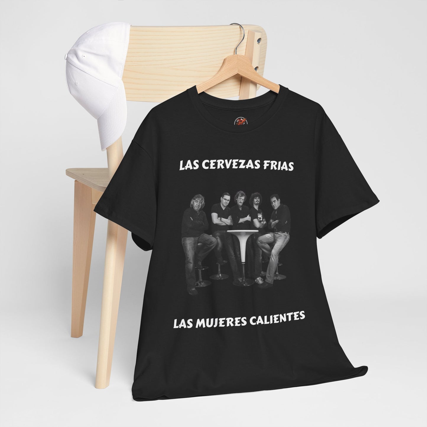 Camiseta Las Cervezas Frías, Las Mujeres Calientes Tee
