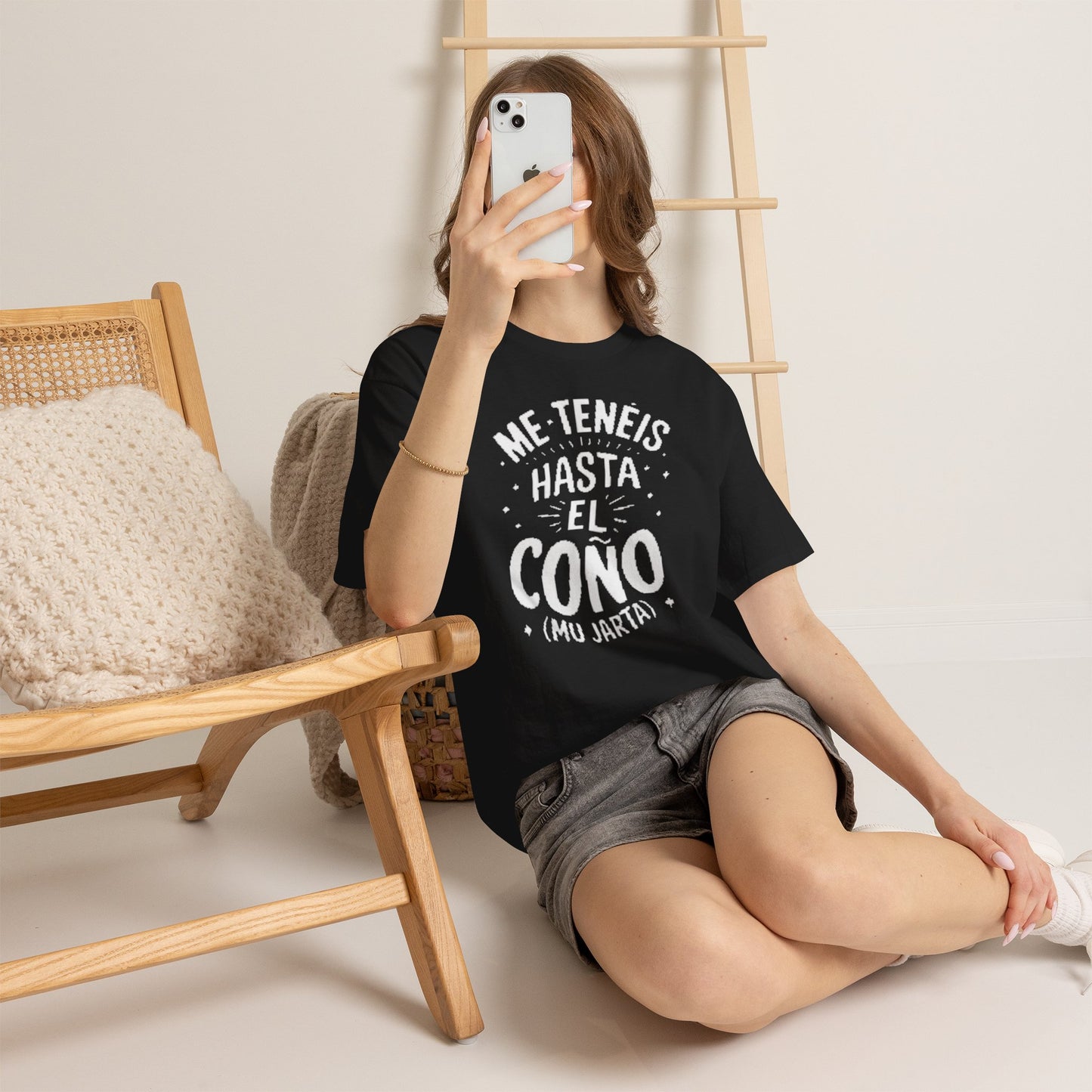 Camiseta Grafica "Me Tenéis Hasta el Coño"